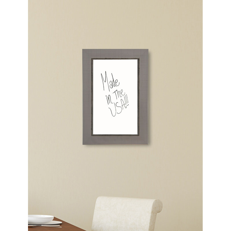 Tableau d’effacement à fixation murale contemporain, H 23 po x l 17 po