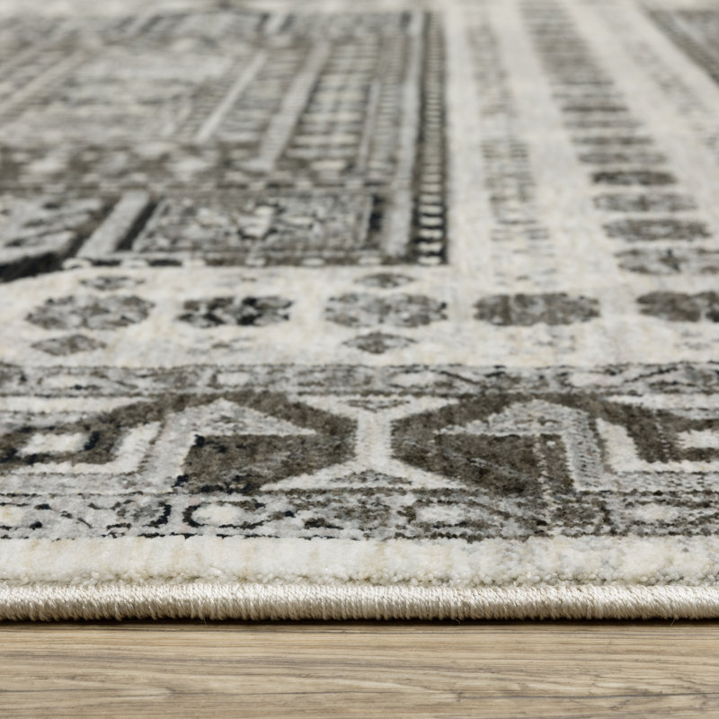 Tapis oriental noir / ivoire Aldred, Rectangle 3 pi 3 po x 5 pi