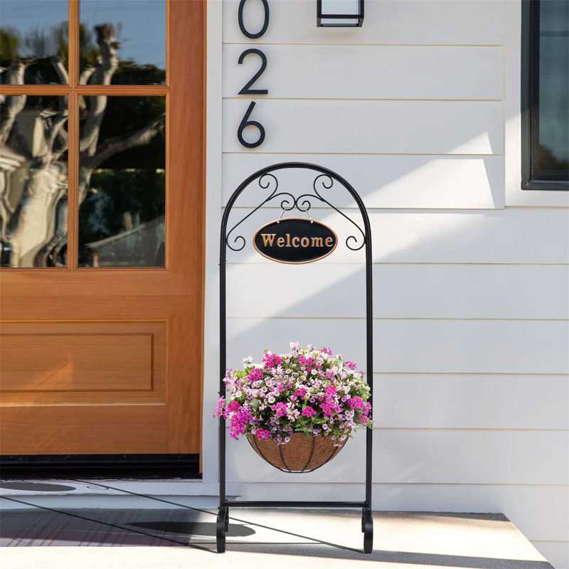 The Holiday Aisle® Hanging Planter Stand With Decorative Welcome 