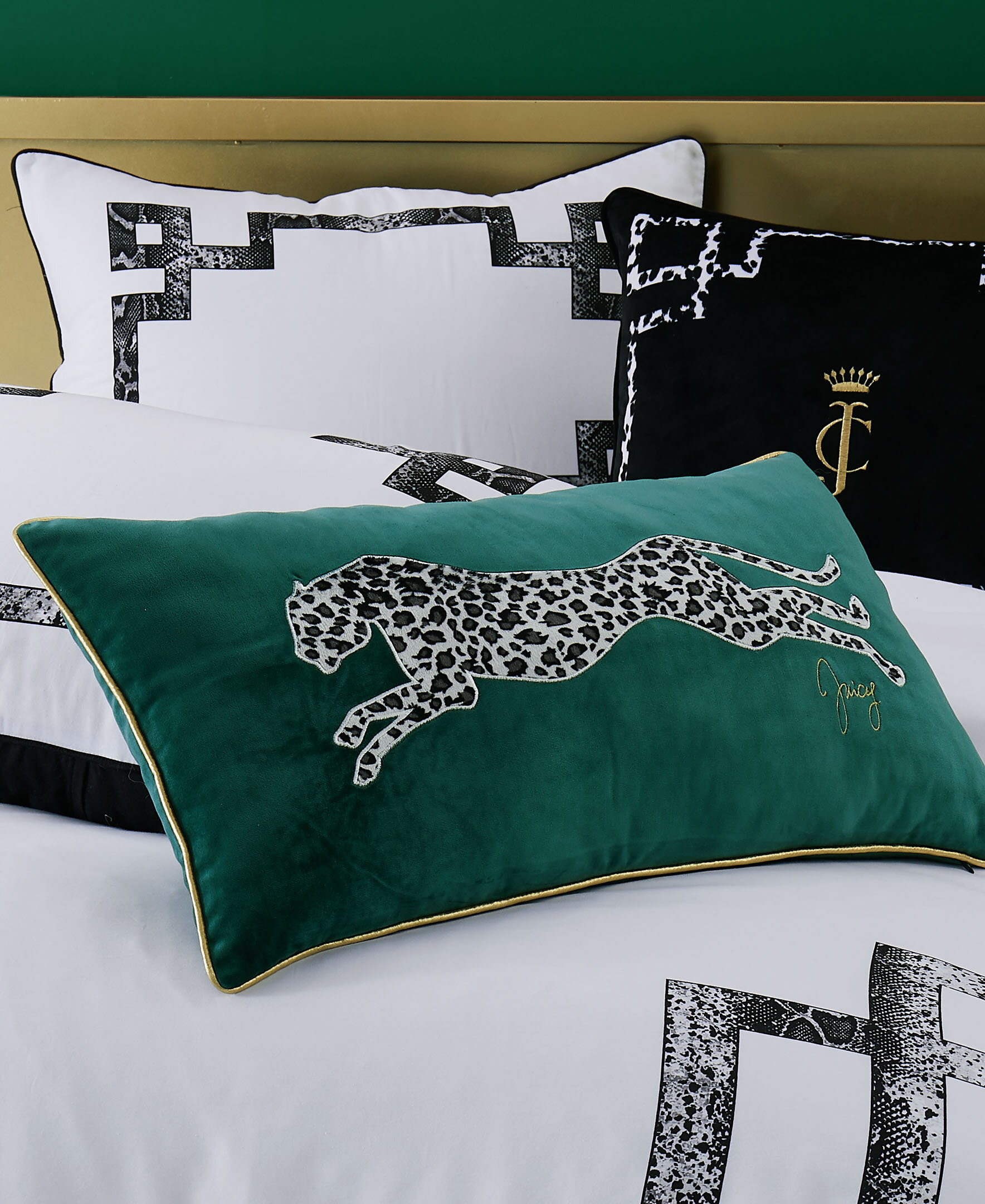 Juicy Couture Alexus Ultra plush Faux Fur Decorative Pillow, 20 x 20