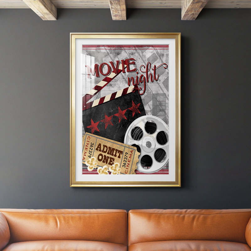 «Movie Night II», reproduction encadrée de qualité supérieure, prête à être accrochée, Or, H 42,5 po x l 30,5 po