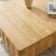 Table basse carrée à plateau relevable avec structure en bois massif et rangement caché-128968125