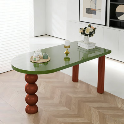 Simple, Creative and Fashionable Dining Table