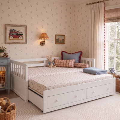 Harlow Twin-to-King Extendable Daybed with Trundle, 2 Storage Drawers and Guardrails
