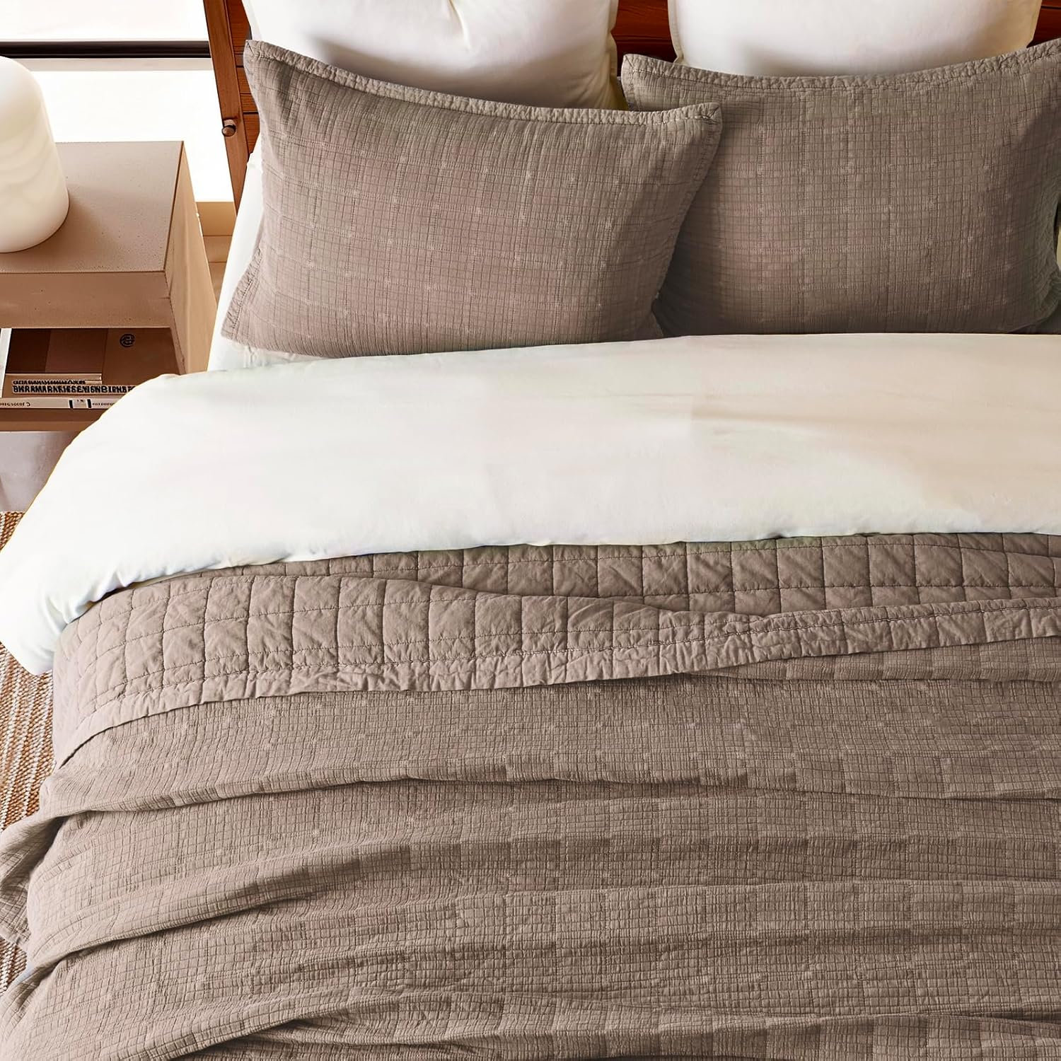 Stonewashed Crinkle Cotton Box Stitch Quilt Set, Mocha Brown, King Quilt + 2 King Shams