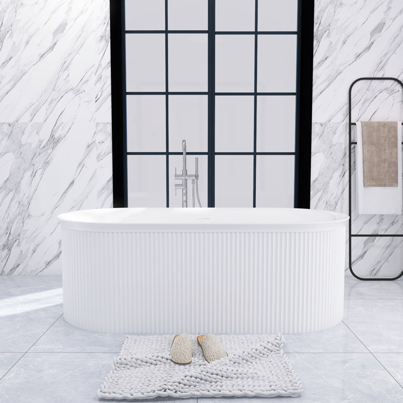 66.9'' x 31.5'' Freestanding Soaking Acrylic Bathtub