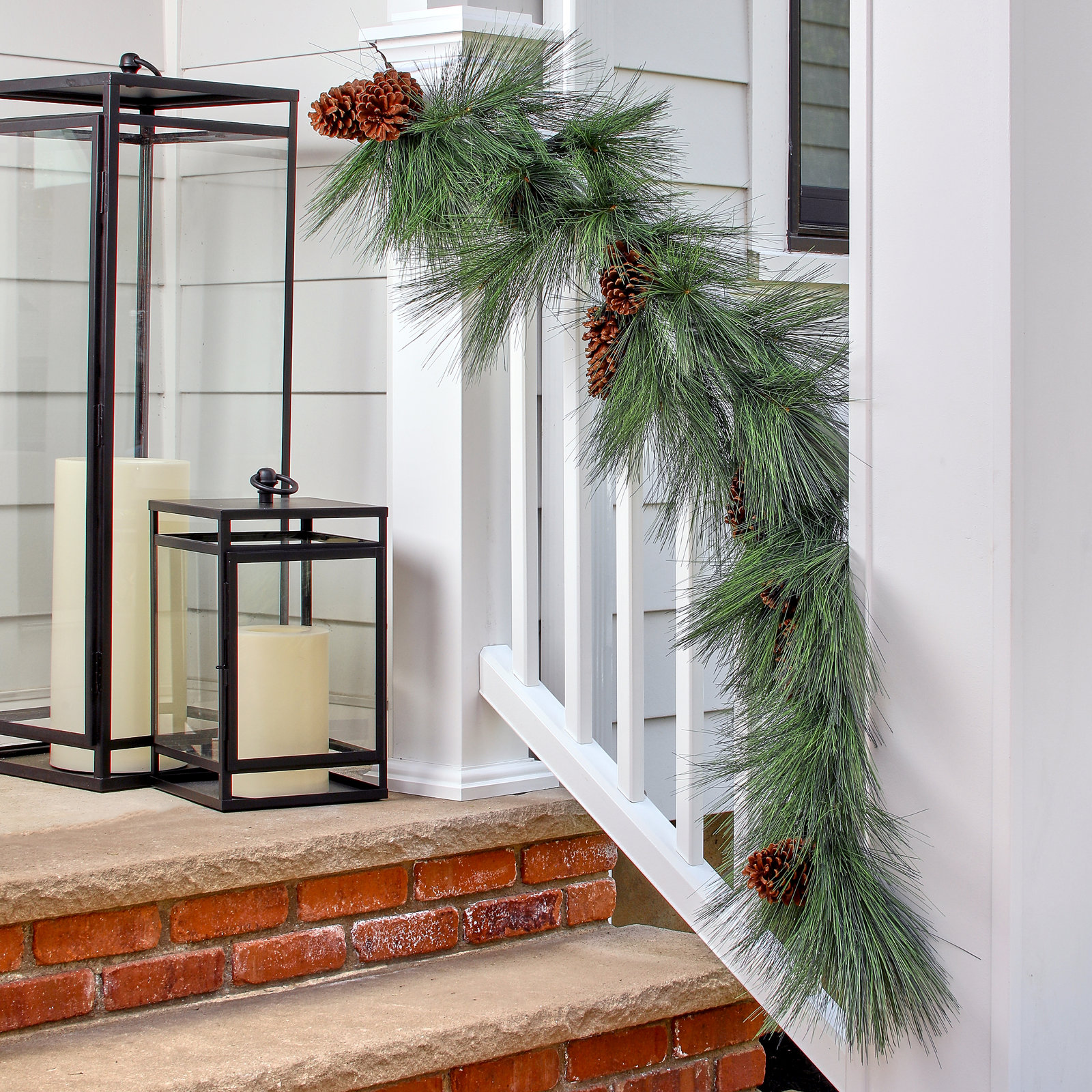 Liani 60" Pine Christmas Garland