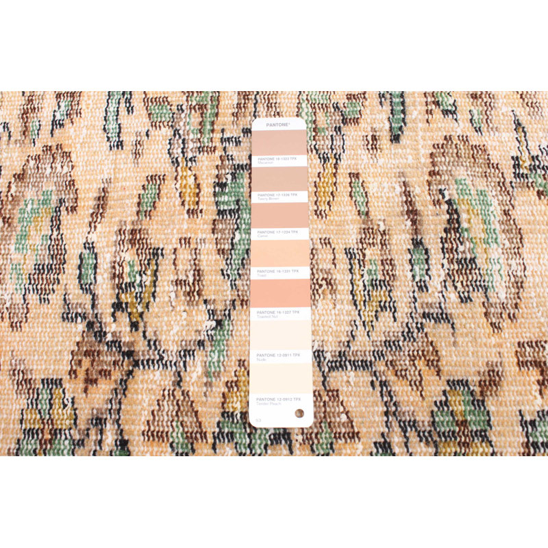 Tapis beige à transition de couleur 6 pi 0 po x 10 pi 7 po