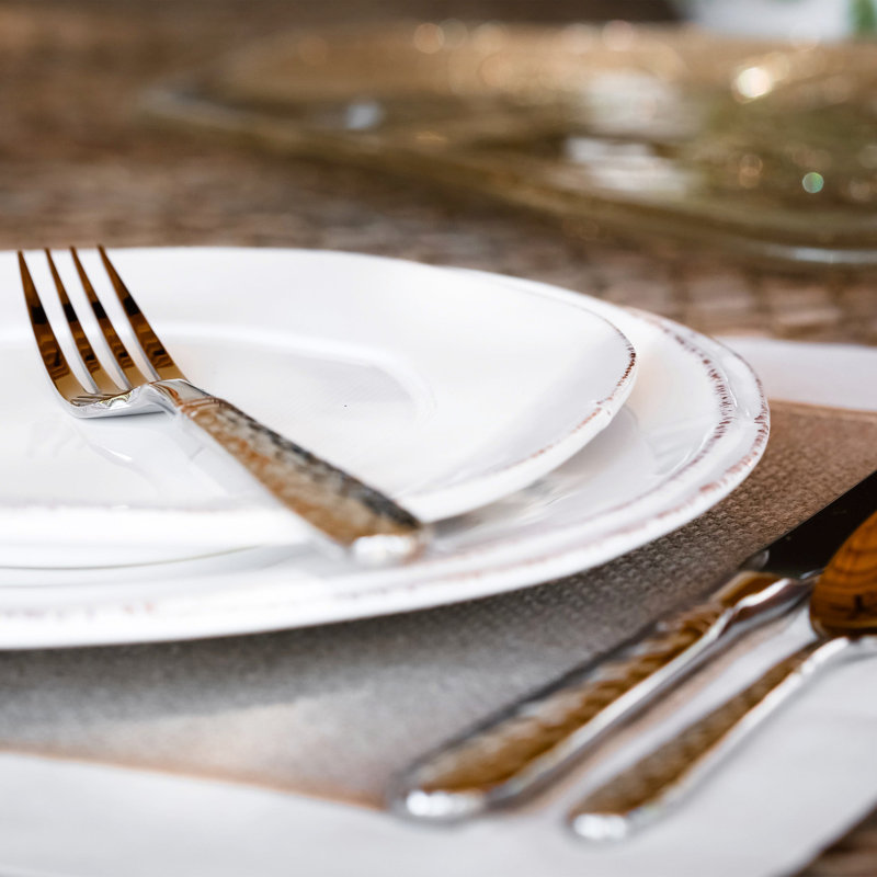 Lastra Handmade Stoneware Salad/Dessert Plate, White