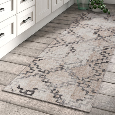 Kerwin Chenille Washable Geometric Indoor / Outdoor Rug