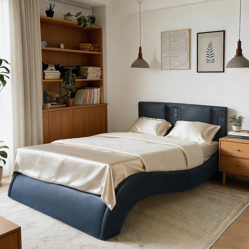 Lit plateforme tapissier très grand en similicuir avec éclairage DEL, musique Bluetooth, massage par vibration et support à lattes de bois