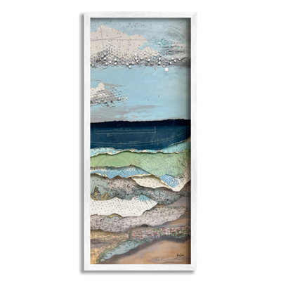 «Cloudy Beach Shore Landscape Layered Ephemera Collage» par Stacy Gresell - cadre photo, impression sur bois