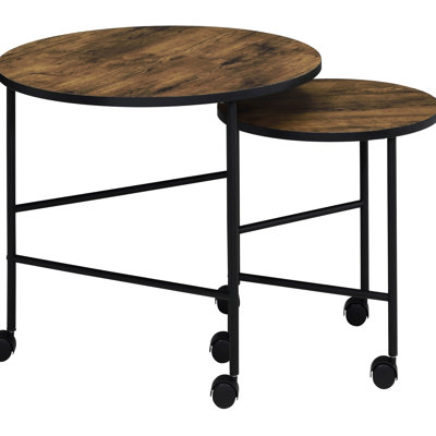 2 tables gigognes rétro en chêne et en noir, petit espace, tables d'appoint fonctionnelles avec finition en bois à roulettes rondes, style rustique pour la maison