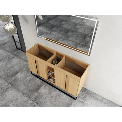 Meuble-lavabo autoportant de 60 po, 4 portes à fermeture douce, 3 tablettes ouvertes, poignées de quincaillerie en aluminium, pieds de support et support à serviettes, armoire en contreplaqué, porte à fermeture, rangement, 8 boîtes, couleur chêne