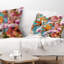 Coussin lombaire floral sur les fleurs thistle