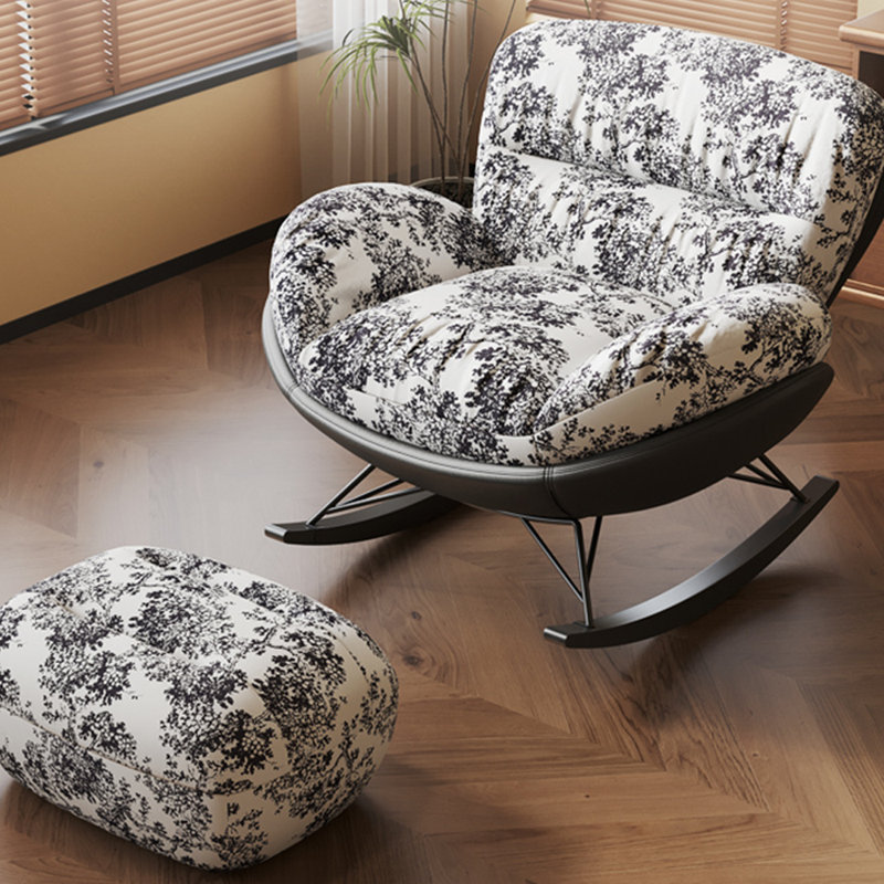 Chaise berçante élégante et confortable