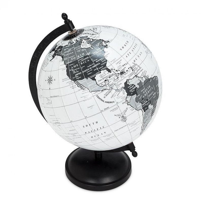 Aiker Figurines & Sculptures, Black/Gray