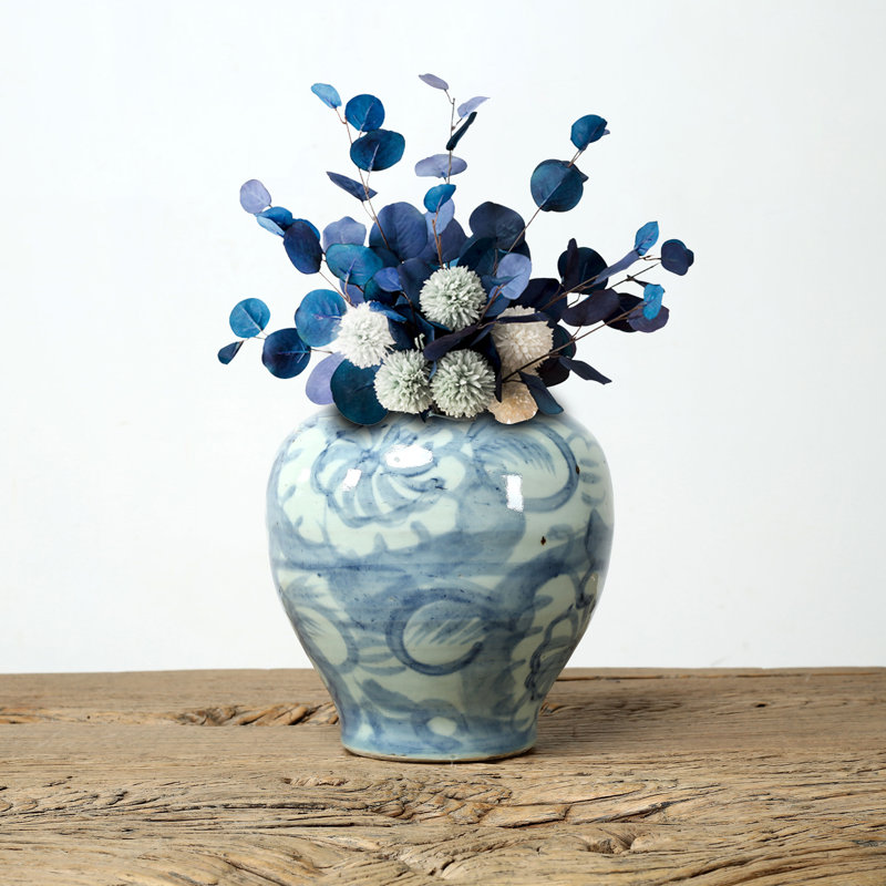 Albertus Porcelain Table Vase