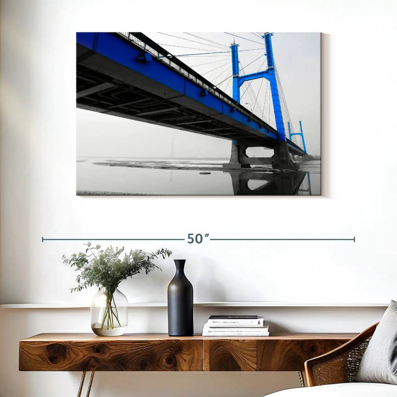 Lilie Suspension Bridge en bleu, H 26 po x l 39 po