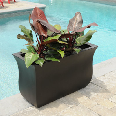 Clywd Pot Planter