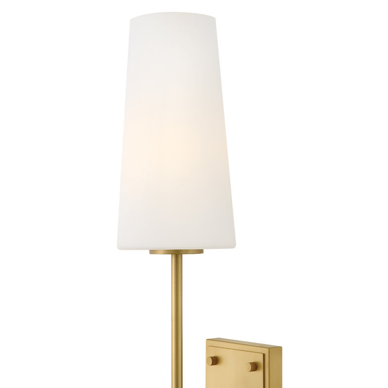 Hinkley Saunders Medium Single Light Sconce, Lacquered Brass