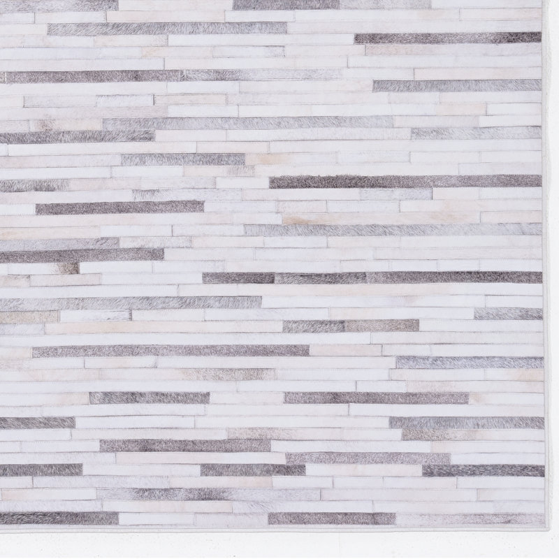 Jameown Patchwork Faux Cowhide Gray/Black Printed Area Rug, Rectangle 5' x 7'