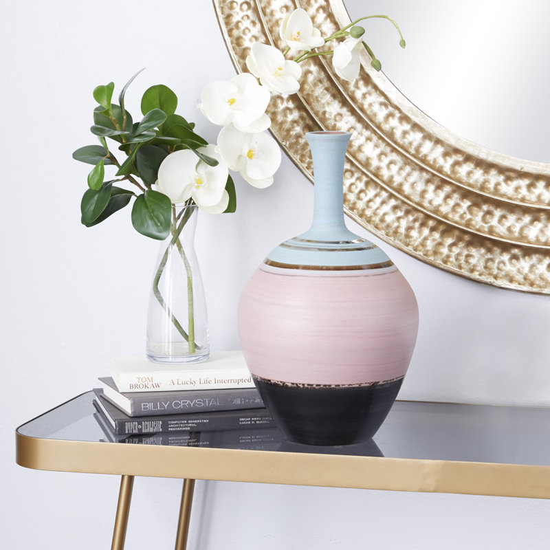 Flaura Ceramic Table Vase