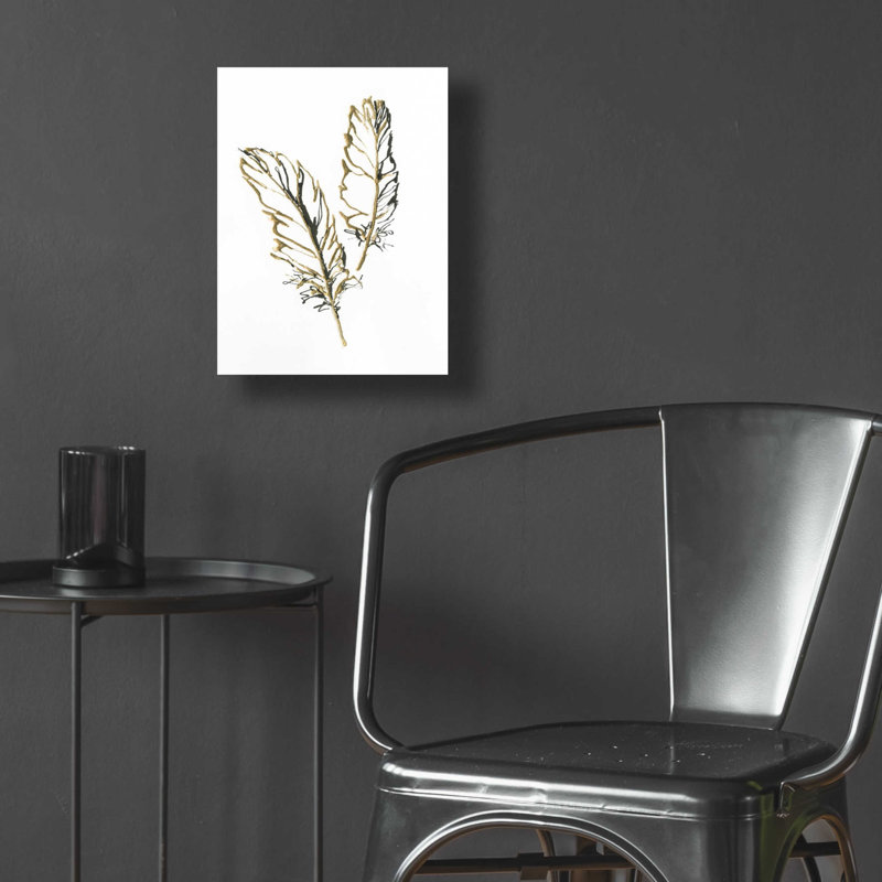 «Gilded Barn Owl Feather» par Chris Paschke, H 16 po x l 12 po x P 0,13 po