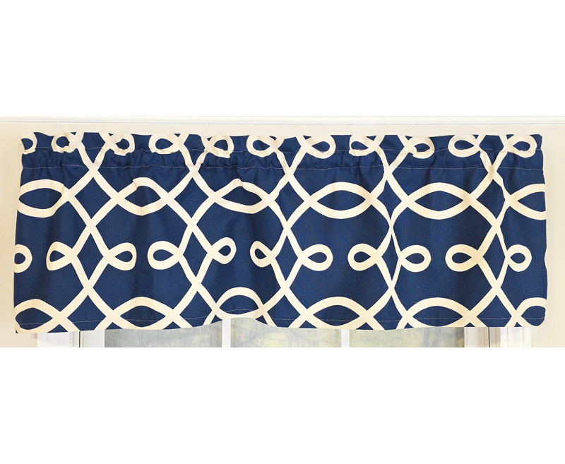 Oblique Tailored Valance