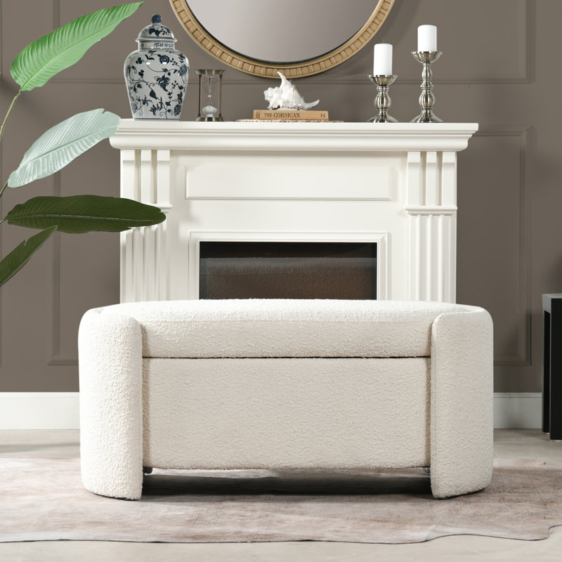 Amidat Upholstered Storage Bench