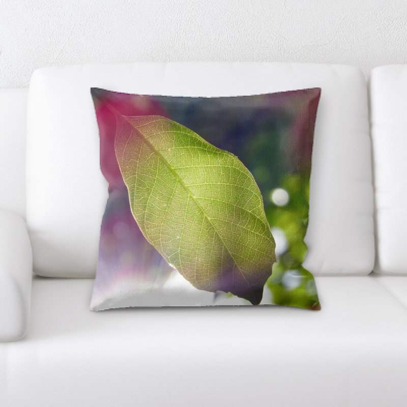 Coussin décoratif à feuilles