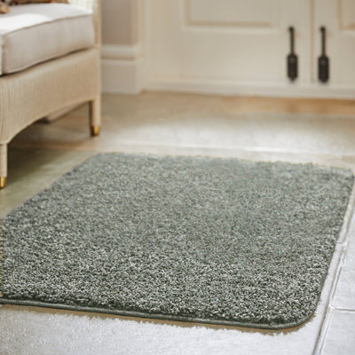 Machine Tufted Area Rug