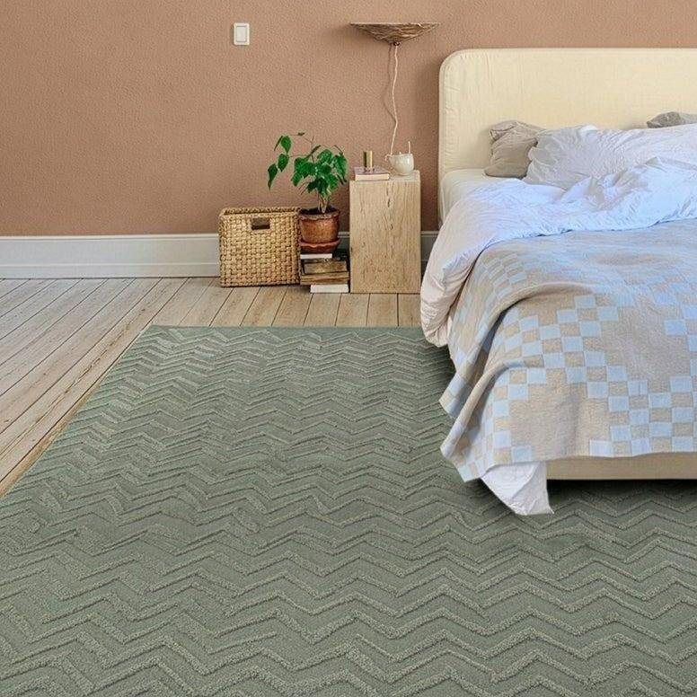Zig Washable Rug, 2'7" x 9'2", Green