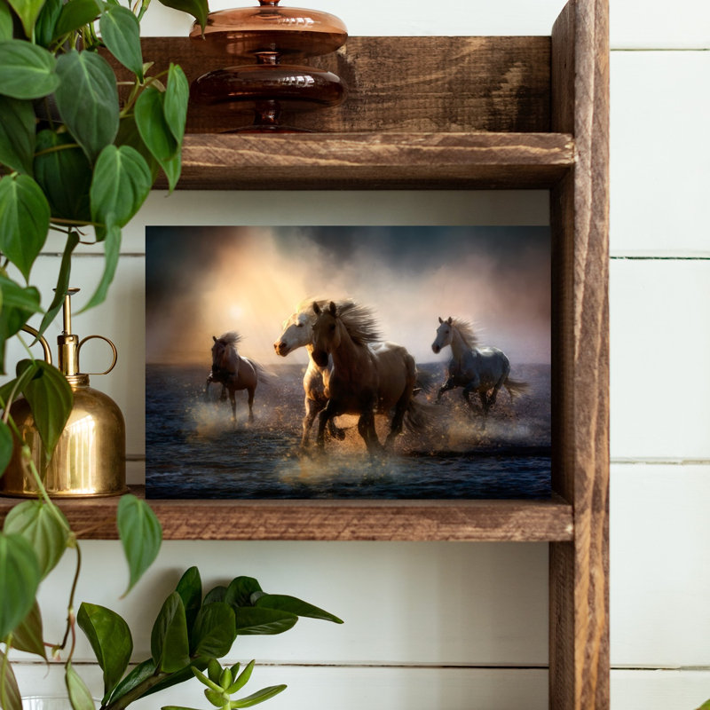Chevaux au galop, paysage abstrait et dramatique de chevaux dorés et éthérés, impression d'art mural sur le thème de la nature