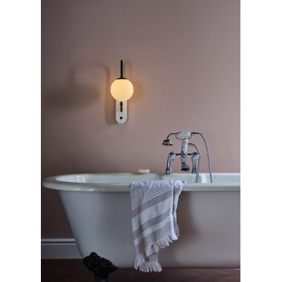 Candice Armed Sconce