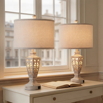  Lampe de table campagnarde en résine 24,5 "avec veilleuse et USB Type-C pour le salon de la chambre à coucher