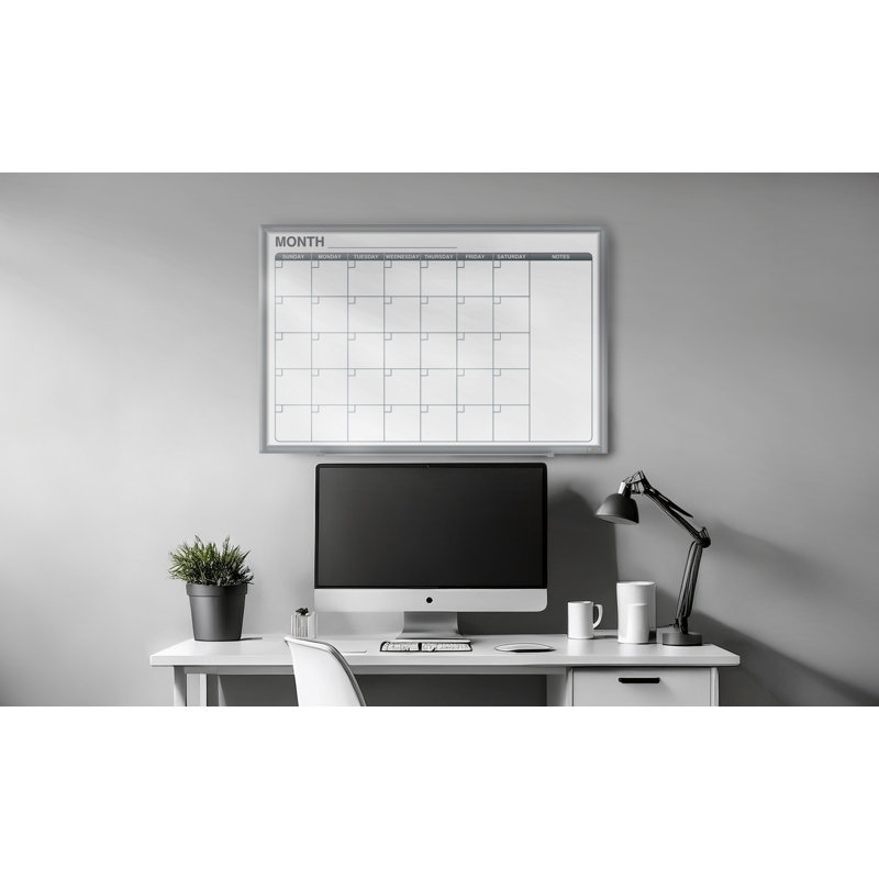 Tableau blanc magnétique avec cadre en aluminium Ghent, Calendrier horizontal de 1 mois, 48,5 po x 72,5 po