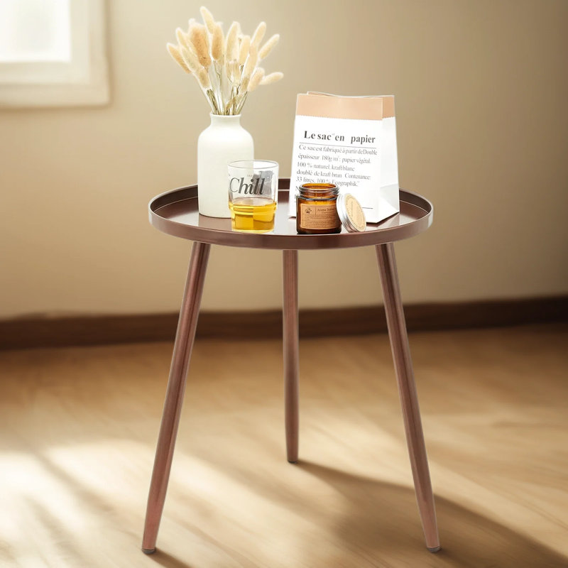 Table d'appoint ronde avec bord incurvé et conception à 3 pieds - Table d'appoint en métal robuste pour le salon, la chambre à coucher, le balcon, l'intérieur et l'extérieur