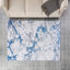 Tapis bleu argenté à motif abstrait et lavable à la machine-154275109