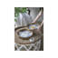Ensemble de 5 éléments de décoration de style campagne française comprenant une plante artificielle, un vase, des plateaux, un tabouret et une table d'appoint.