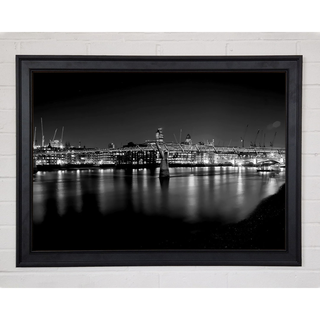 London Thames B N W Nights Gerahmter Druck