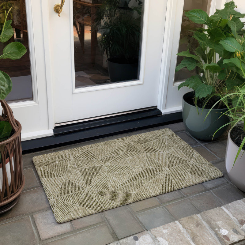 Itzayana Washable Geometric Indoor / Outdoor Rug, Rectangle 1'8" x 2'6"
