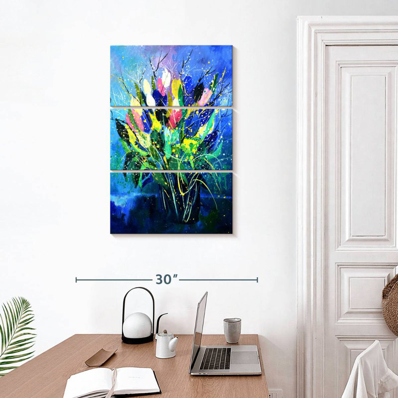 Tulipes sur fond bleu, H 32 po x l 20 po