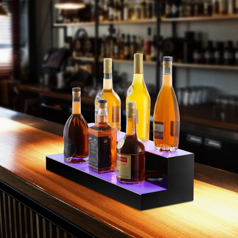 Étagère lumineuse à DEL pour bouteilles de spiritueux, support de bar en acrylique à 2 niveaux de 24 pouces avec lumières multicolores, télécommande radiofréquence et commande intelligente pour une utilisation domestique et commerciale