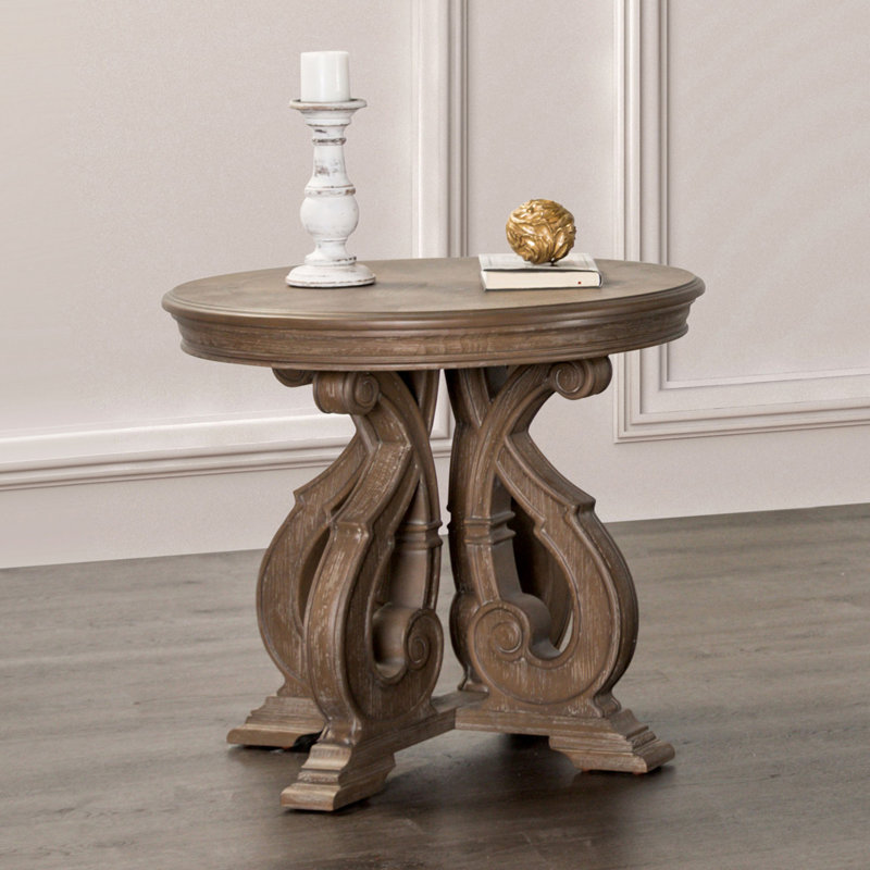 Table de bout traditionnelle l 27,4 po, chêne