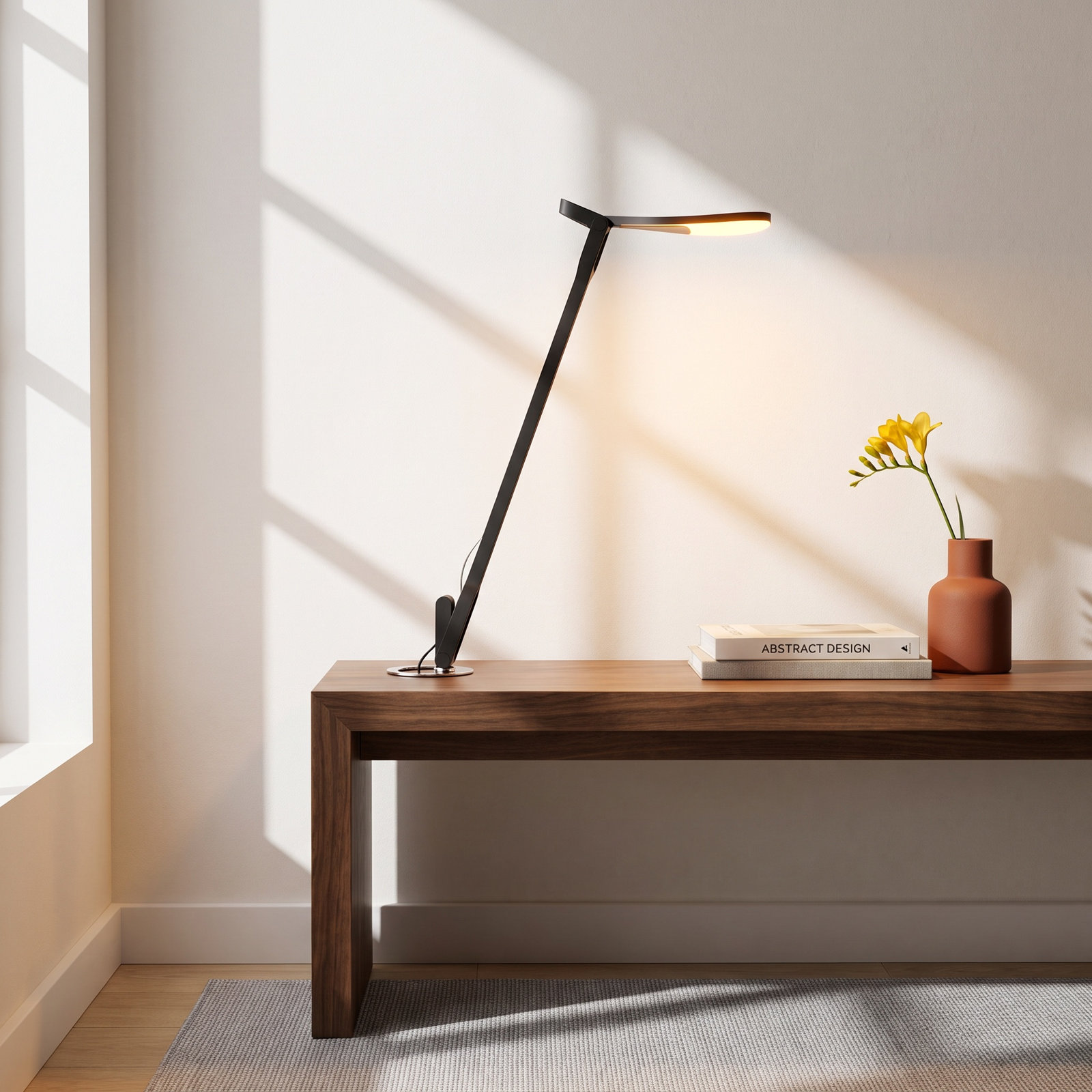 Splitty Metal USB Desk Lamp, Matte Black
