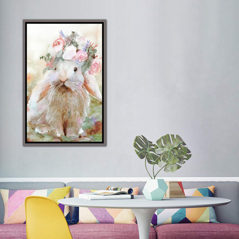 Bunny Sophia - reproduction d'art, H 60 po x l 40po x P 1,5 po, Toile encadrée de bois rustique foncé