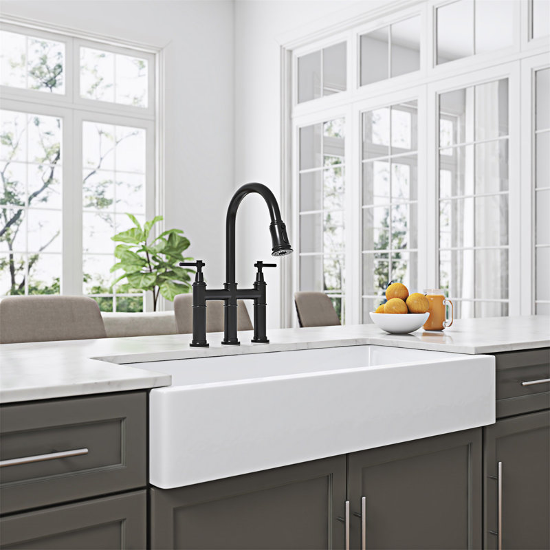 Farmhouse/Apron Front Kitchen Sink