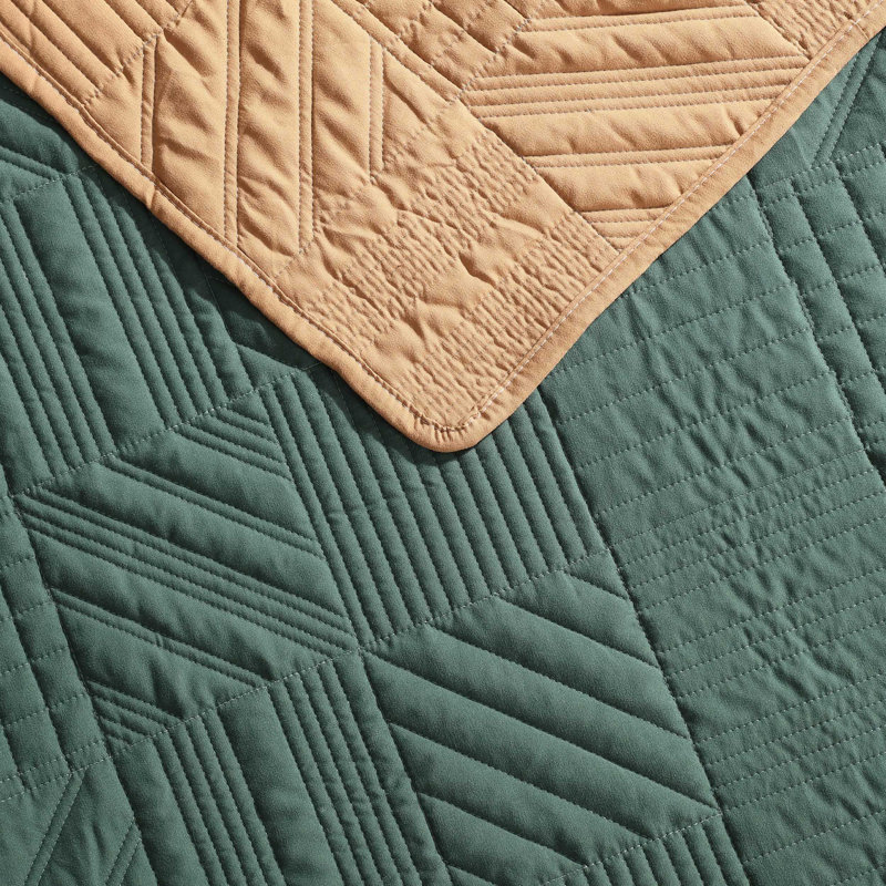 Full Reversible Brown and Green Microfiber Quilt Set