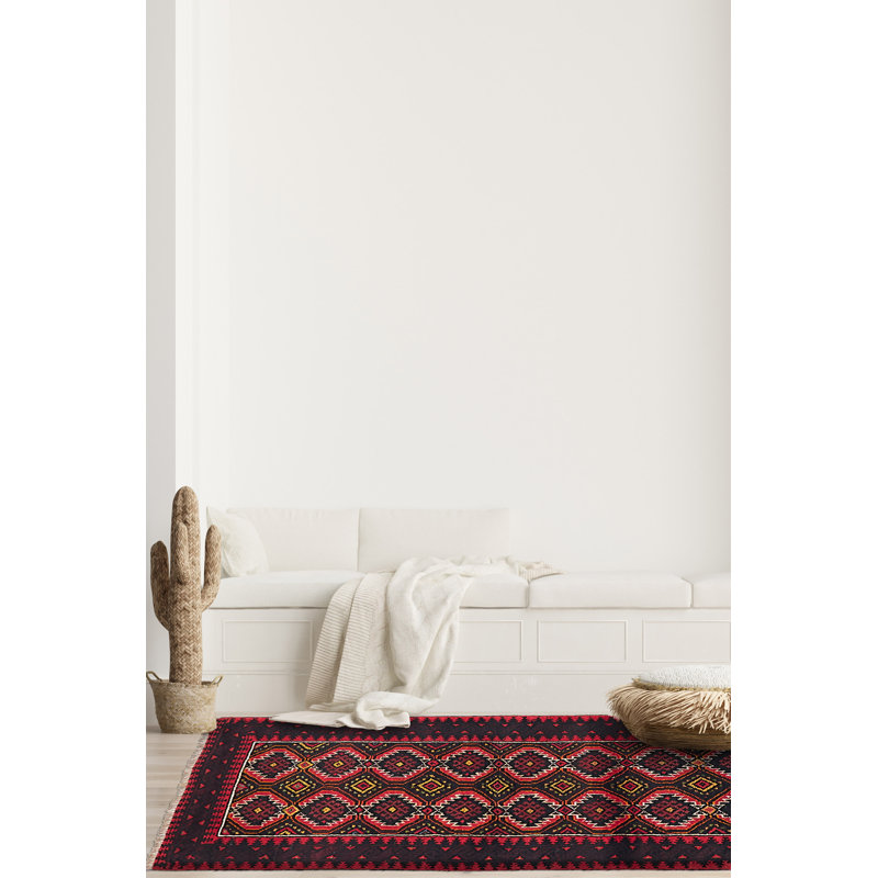 Tapis rouge Baluch 2 pi 11 po x 5 pi 1 po